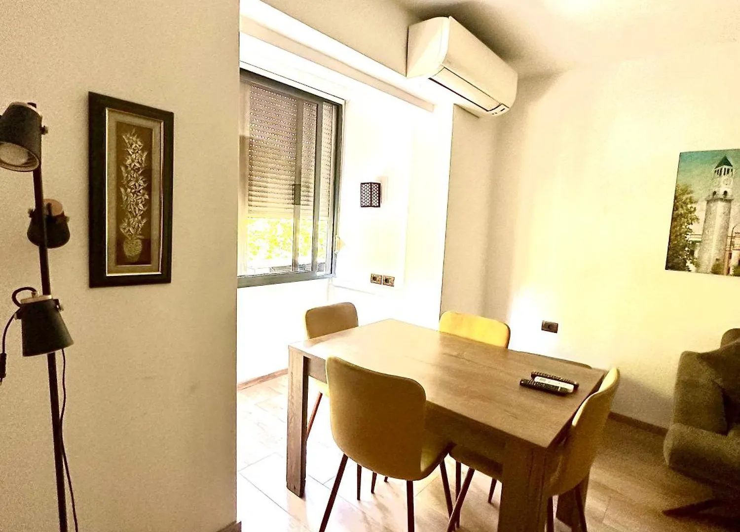 Gilbert'S Bright & Cozy Apartment Near City Center تيرانا 0*,  ألبانيا