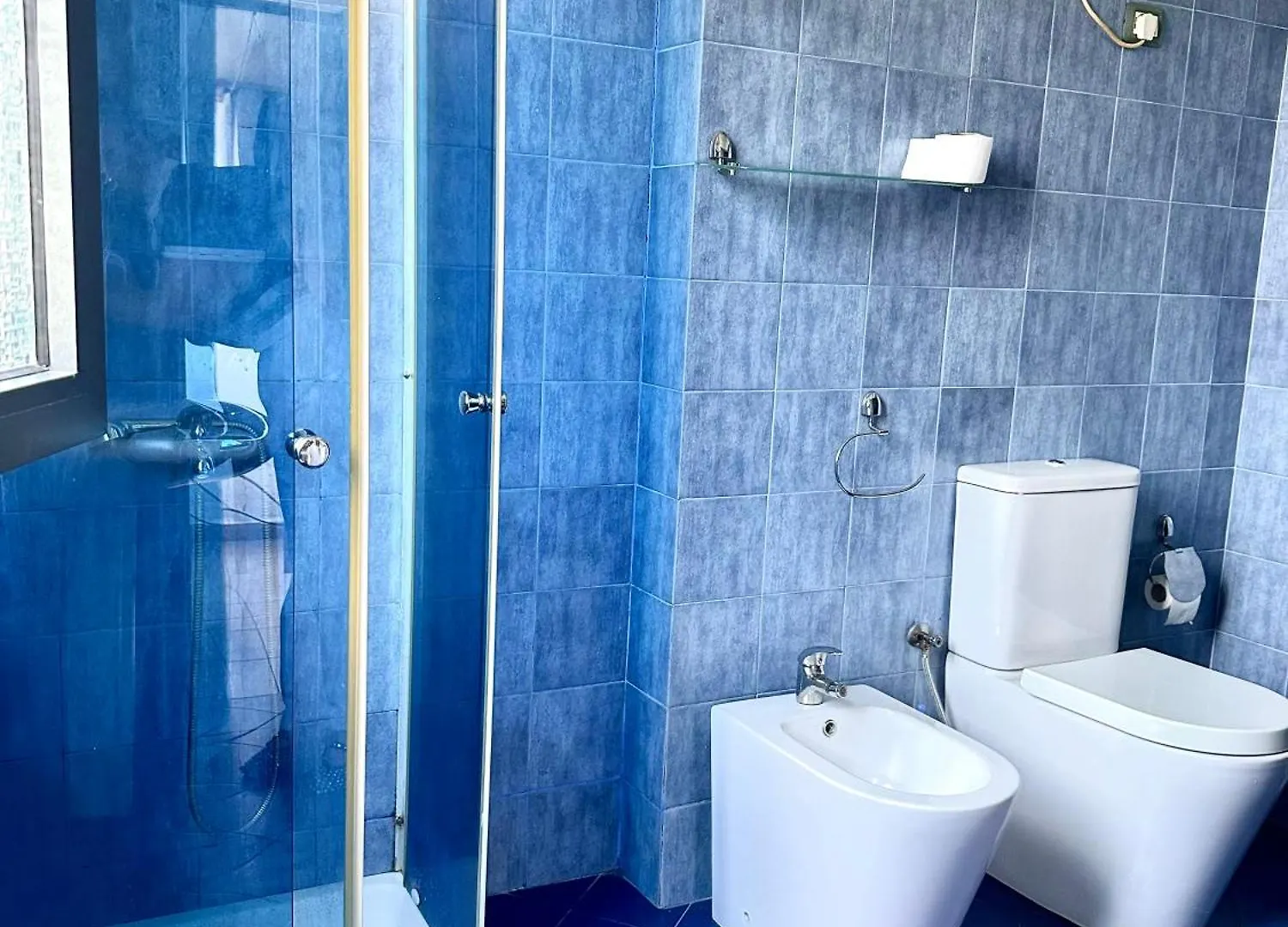 Gilbert'S Bright & Cozy Apartment Near City Center Tirana